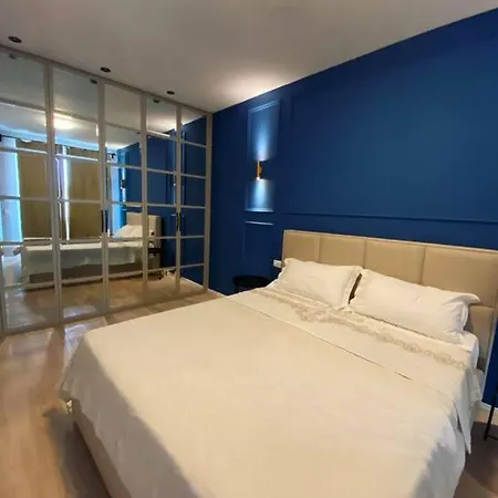 Sara Blue Tirana